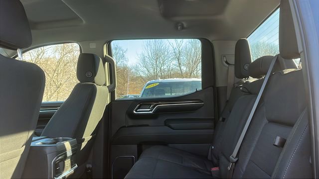 Used 2024 GMC Sierra 1500 Elevation w/ LPO, Elevation Black Package image 19