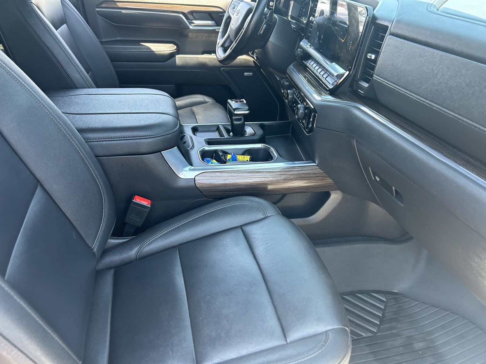 Certified 2024 Chevrolet Silverado 1500 LT Trail Boss w/ Convenience Package II AWD/4WD image 11