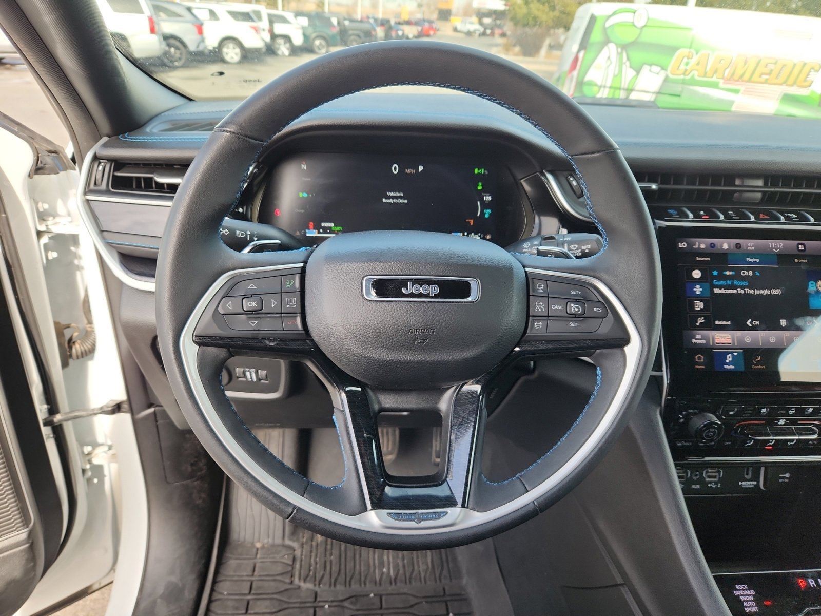 Used 2024 Jeep Grand Cherokee Trailhawk image 9