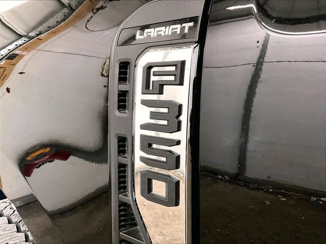 Used 2026 Ford F350 Lariat w/ Lariat Ultimate Package AWD/4WD image 13