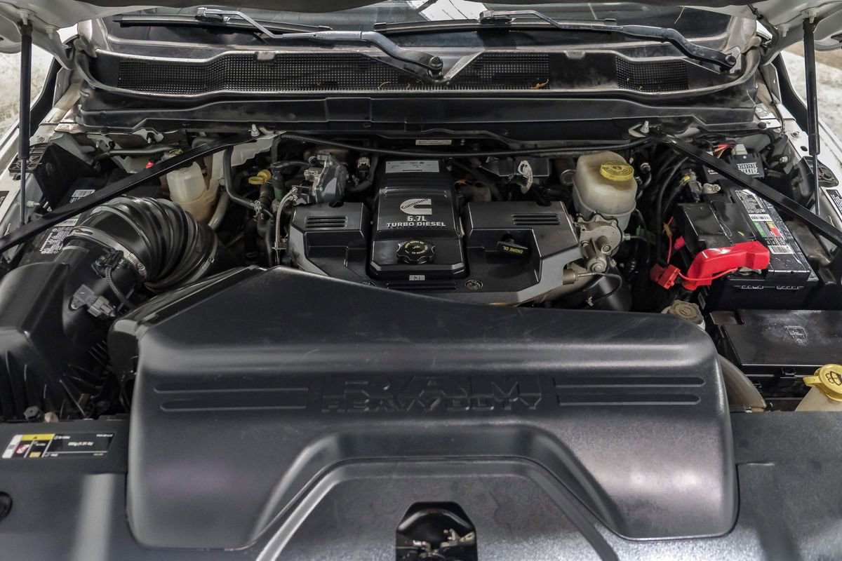 Used 2020 RAM 2500 Laramie w/ Night Edition image 59