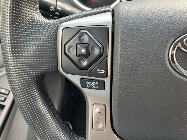 Used 2014 Toyota Tacoma 4x4 Double Cab w/ SR5 Package image 16