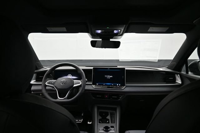 New 2026 Volkswagen Tiguan SE R-Line FWD image 10