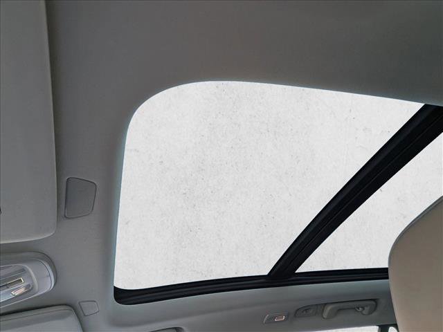 New 2026 Volvo XC90 T8 Plus w/ Protection Package Premier image 5