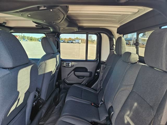 New 2025 Jeep Gladiator Sport image 25