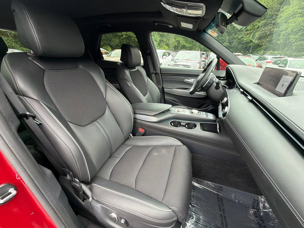 Used 2024 Genesis GV70 2.5T w/ Sport Prestige Package AWD/4WD image 9