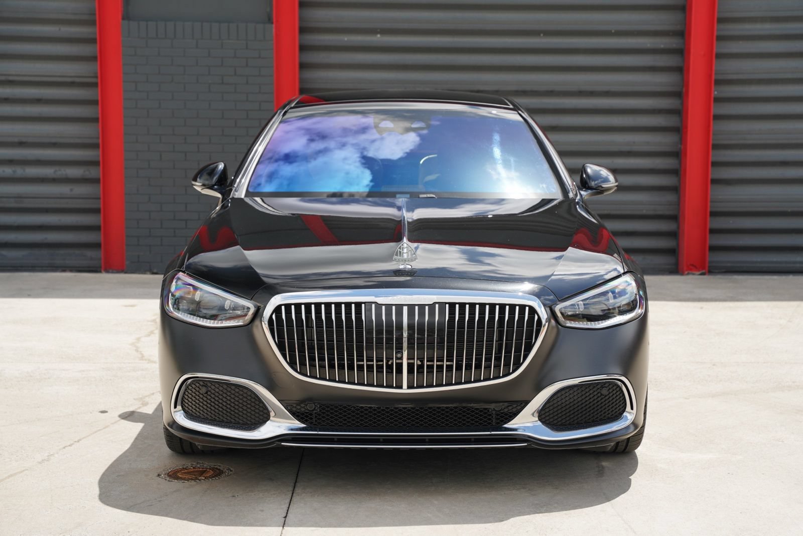 Used 2024 Mercedes-Benz Maybach S 580 4MATIC image 2