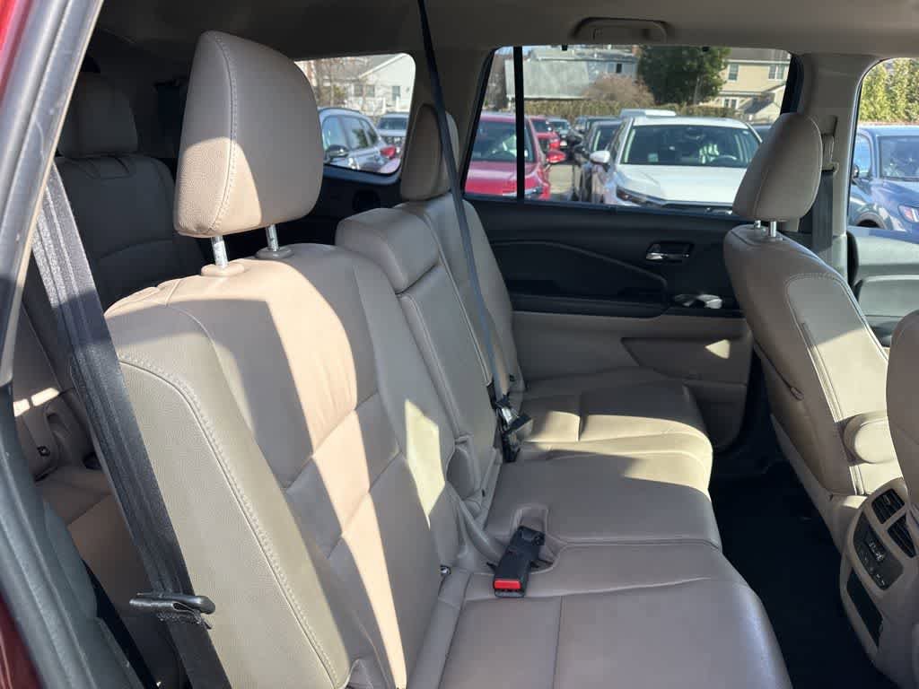 Certified 2022 Honda Pilot Special Edition image 30