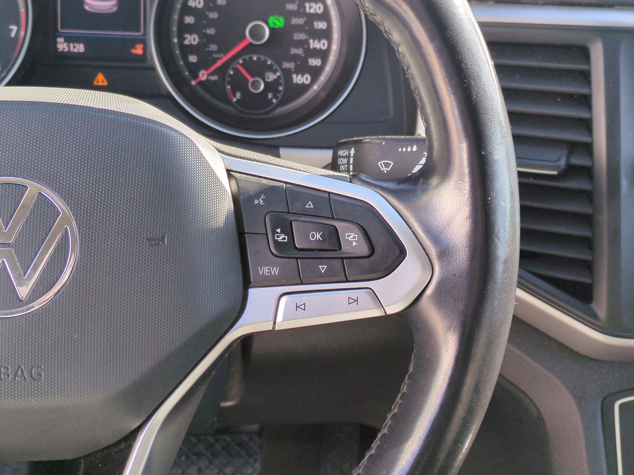 Used 2021 Volkswagen Atlas SE image 20