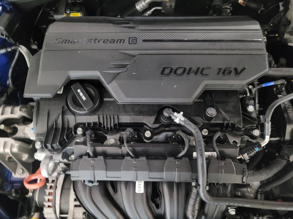 Used 2022 Hyundai Elantra SE image 30