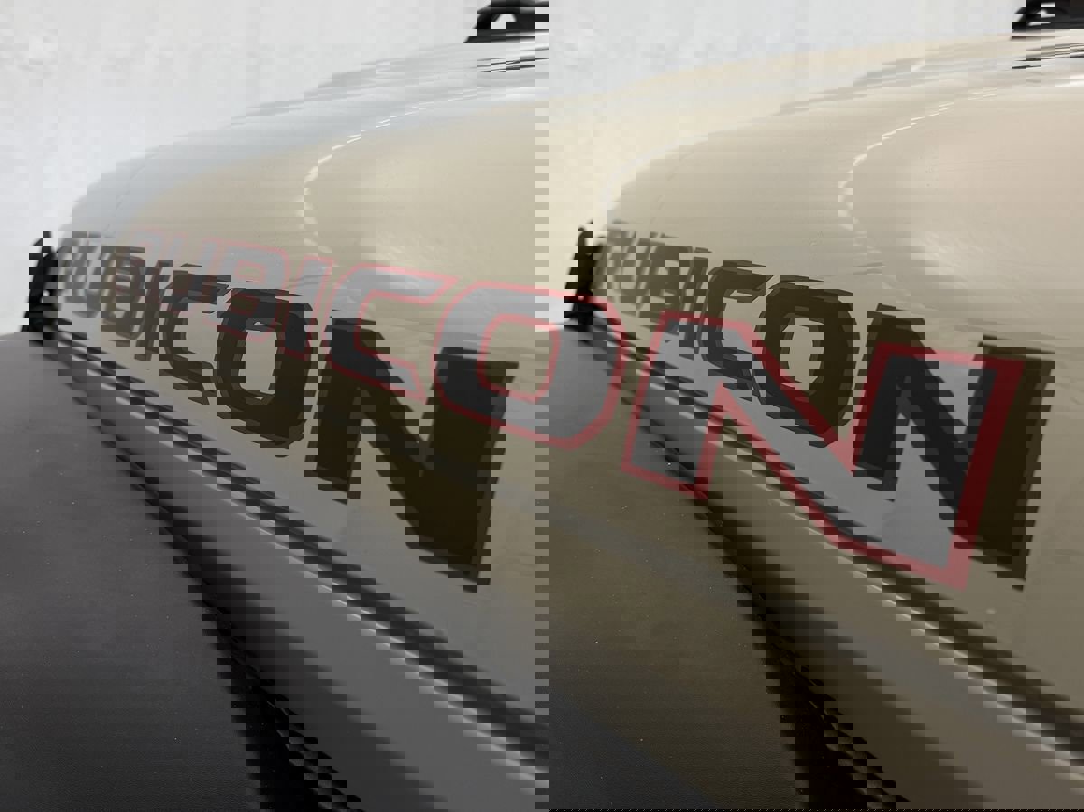 Used 2022 Jeep Gladiator Rubicon w/ LED Lighting Group image 8