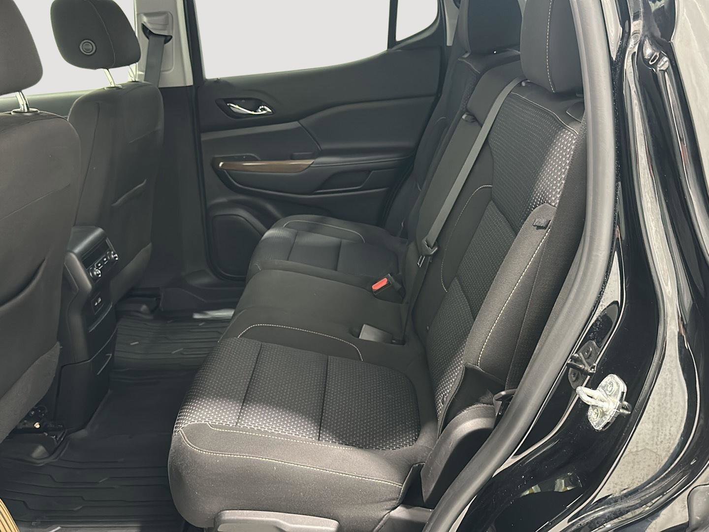 Used 2021 GMC Acadia SLE w/ Elevation Edition image 22