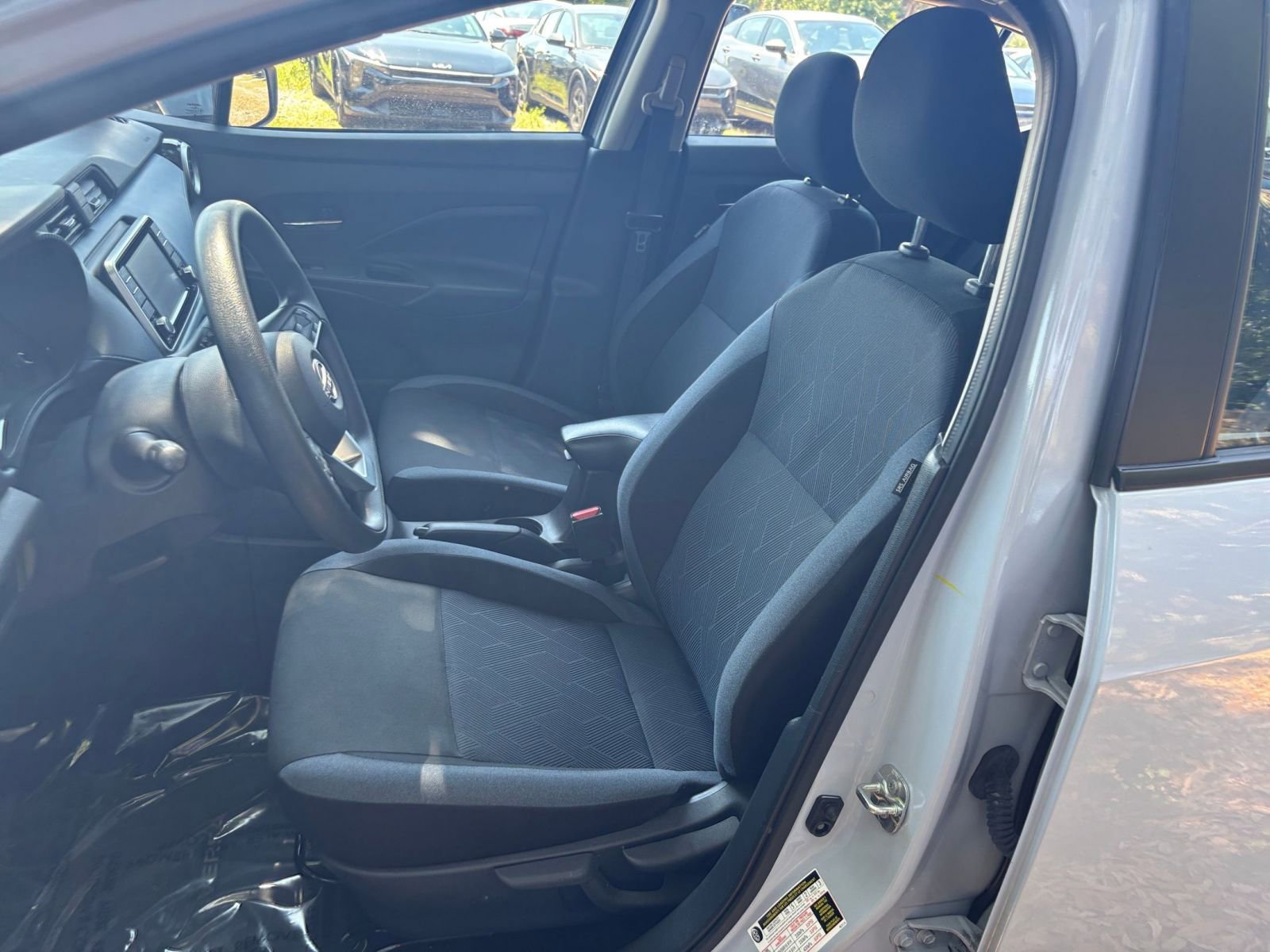 Used 2025 Nissan Versa SV FWD image 36