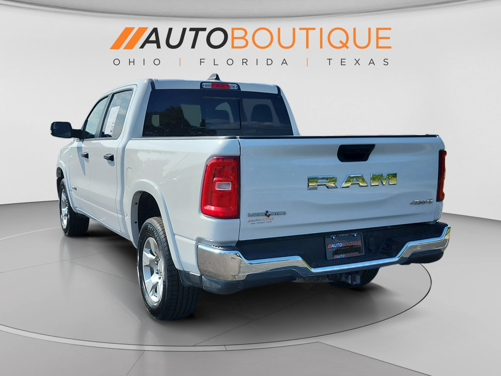 Used 2025 RAM 1500 Lone Star AWD/4WD image 3