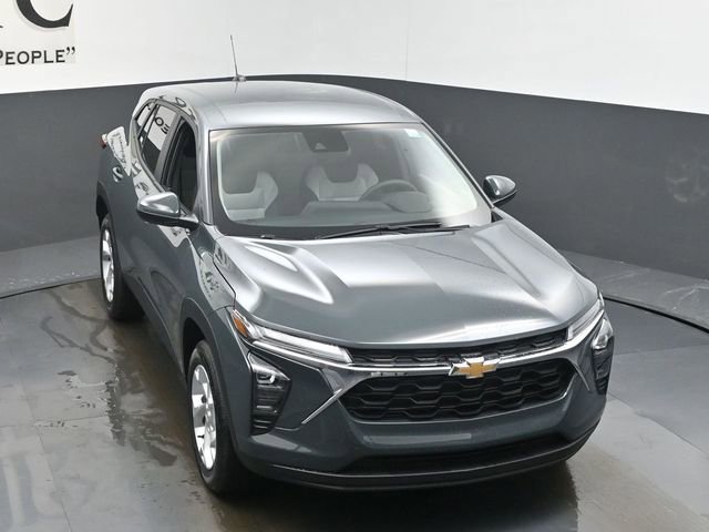New 2026 Chevrolet Trax LS w/ LS Convenience Package image 25