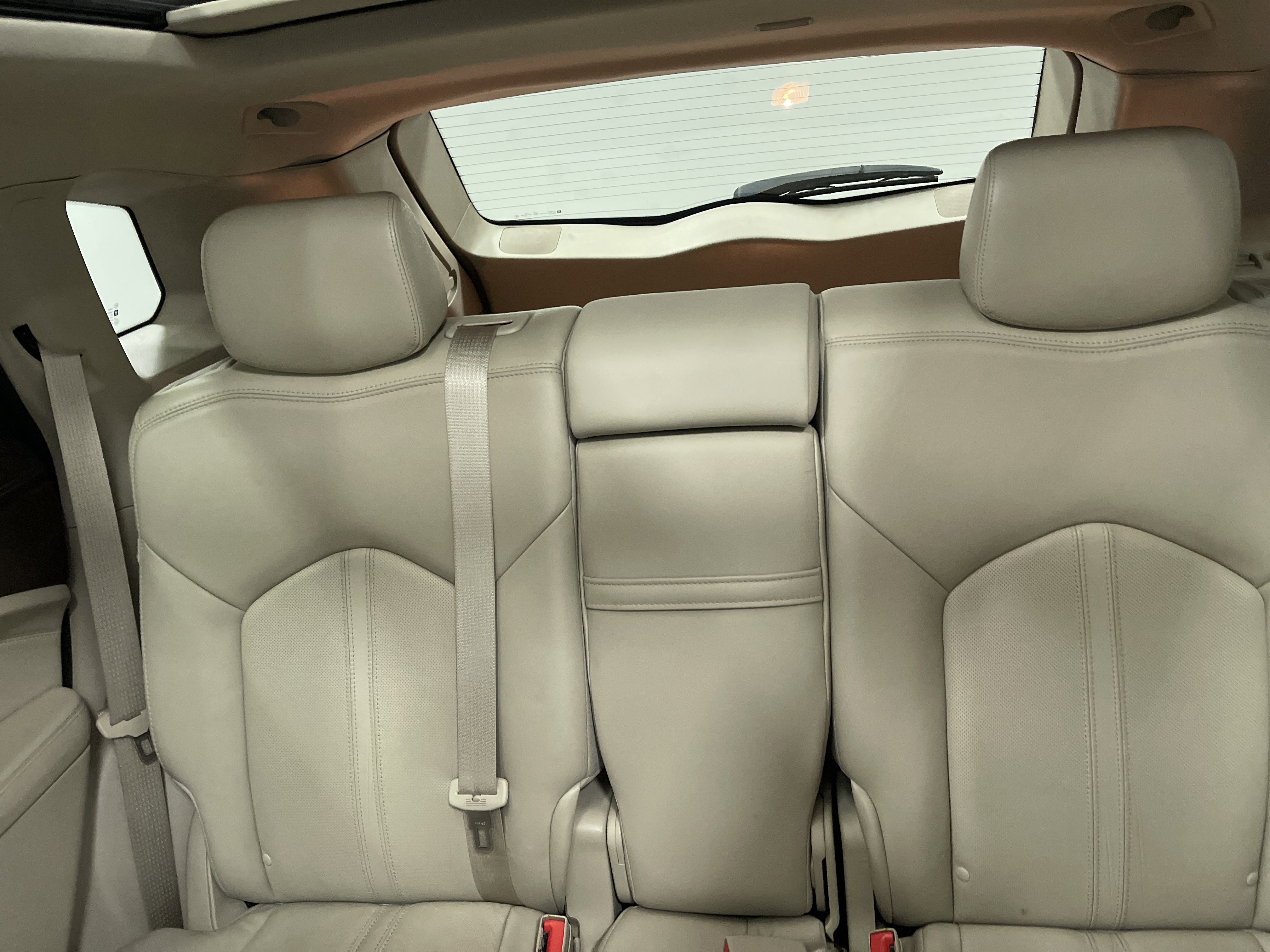 Used 2014 Cadillac SRX Luxury w/ Driver Awareness Package FWD image 11