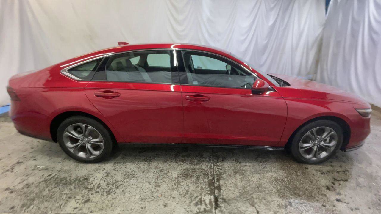 Certified 2023 Honda Accord EX-L image 9