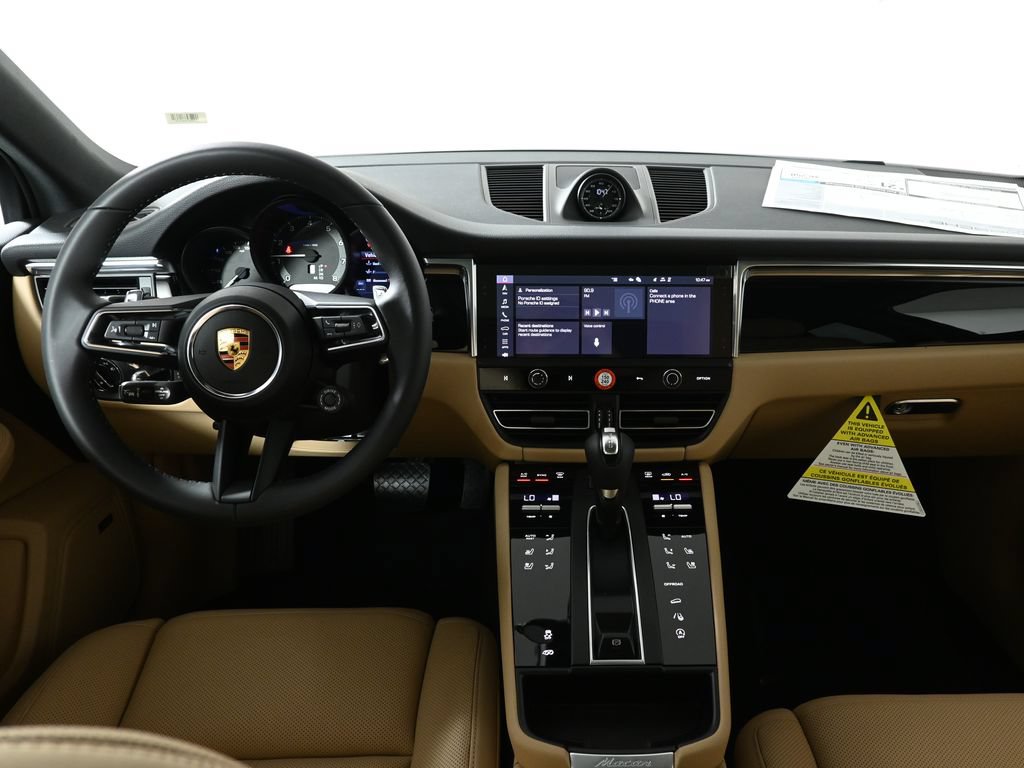 New 2026 Porsche Macan AWD/4WD image 16