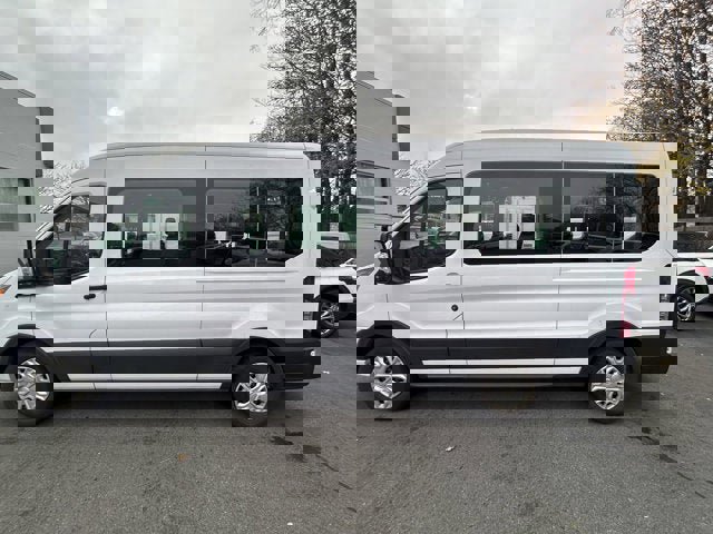 Used 2021 Ford Transit 350 XLT image 4