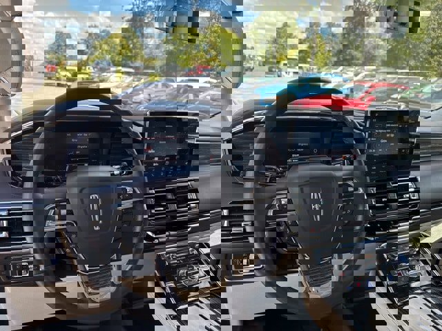 Used 2024 Lincoln Navigator Black Label image 23