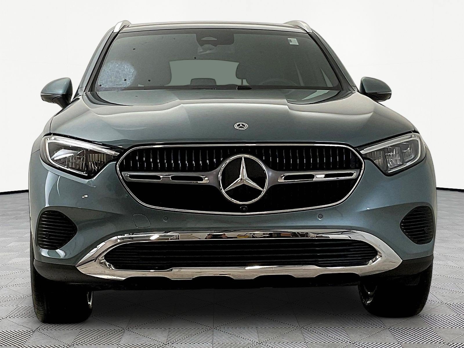 Certified 2026 Mercedes-Benz GLC 300 4MATIC image 2
