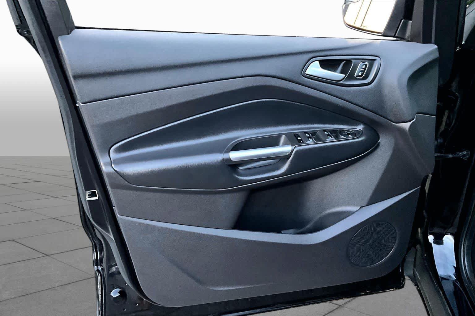 Used 2019 Ford Escape SE AWD/4WD image 20