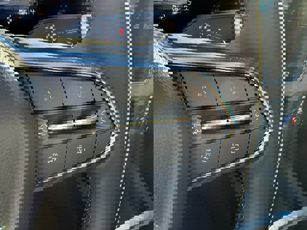 New 2026 Chevrolet Equinox ACTIV w/ Convenience Package III image 15