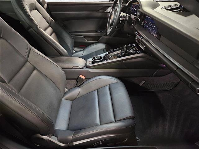 Used 2022 Porsche 911 Carrera RWD image 21