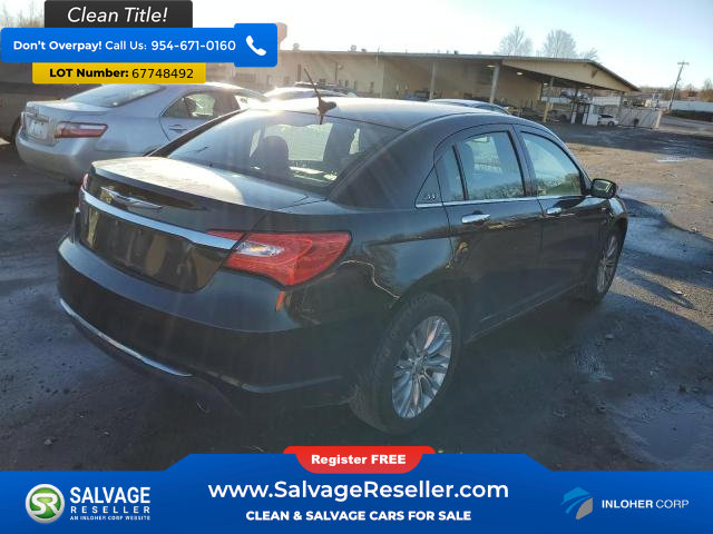 Used 2011 Chrysler 200 Limited FWD image 4