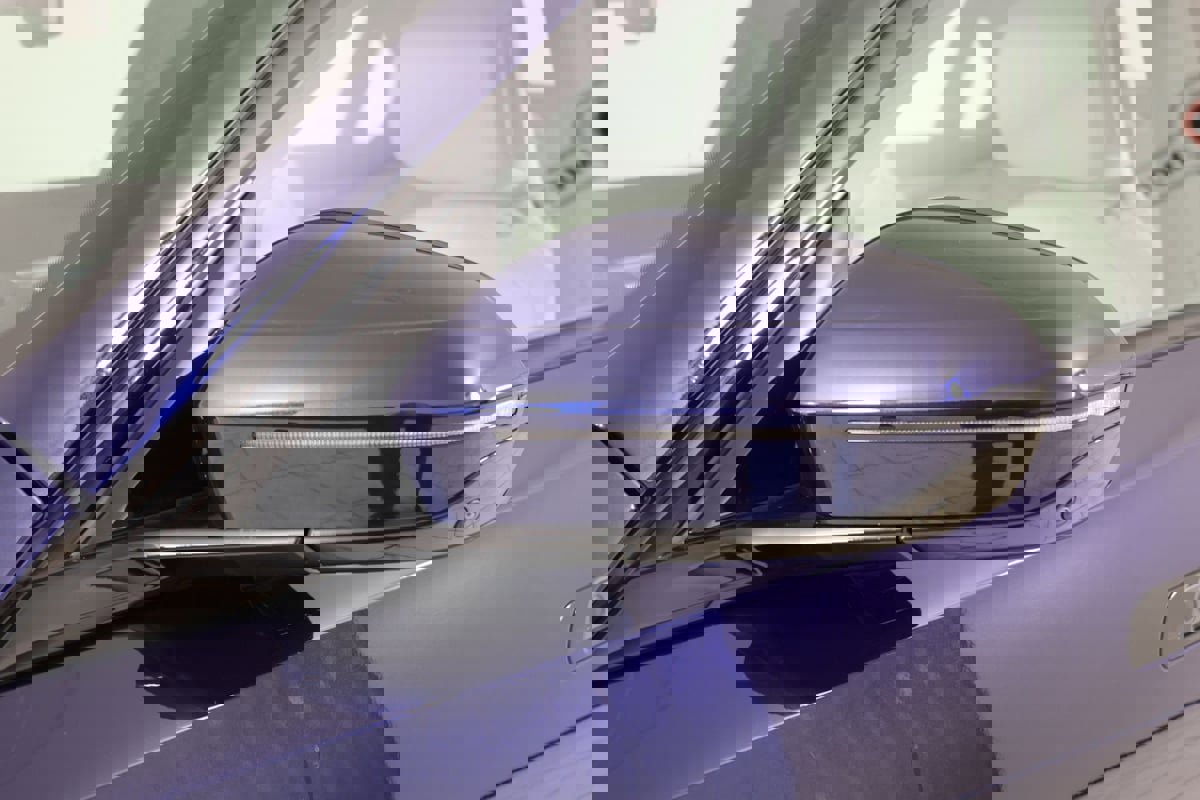 Used 2023 BMW 760i xDrive image 46