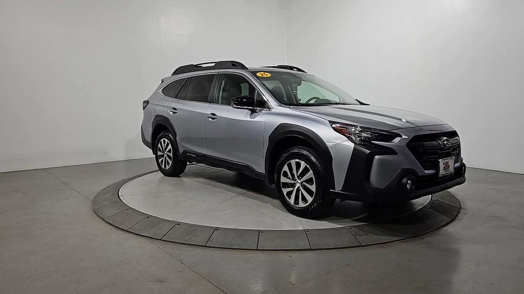 Certified 2025 Subaru Outback Premium AWD/4WD image 8