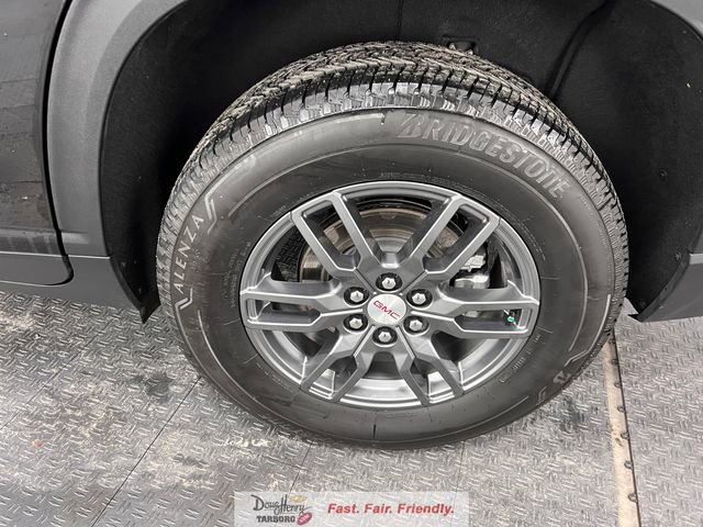 Used 2025 GMC Acadia Elevation FWD image 23