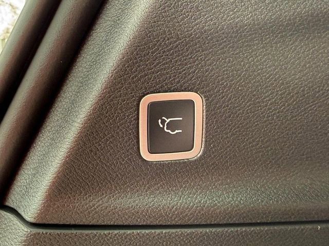 New 2026 Chrysler Pacifica Pinnacle image 8