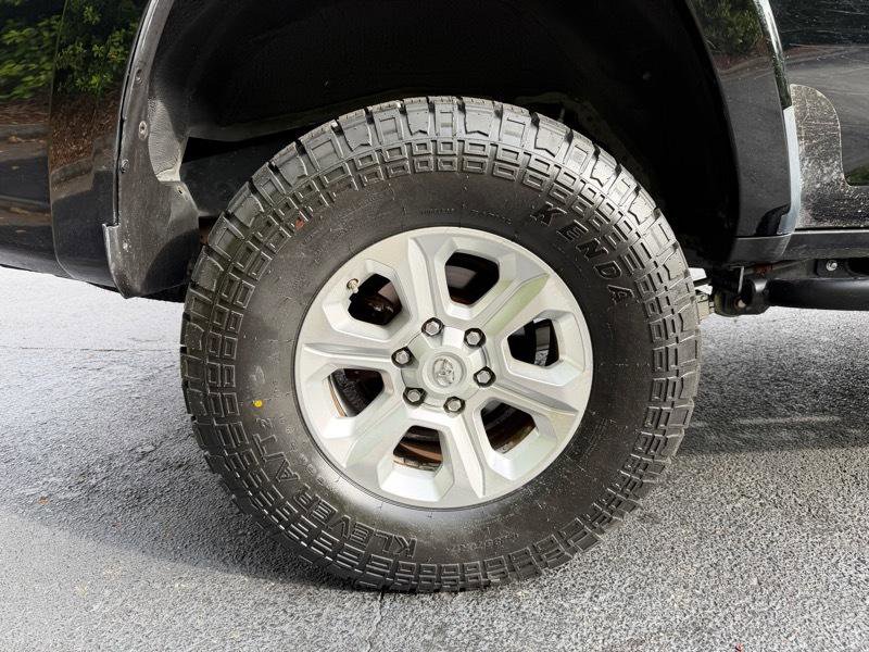 Used 2014 Toyota 4Runner Trail AWD/4WD image 7