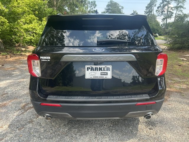 Used 2023 Ford Explorer XLT w/ Equipment Group 202A RWD image 3