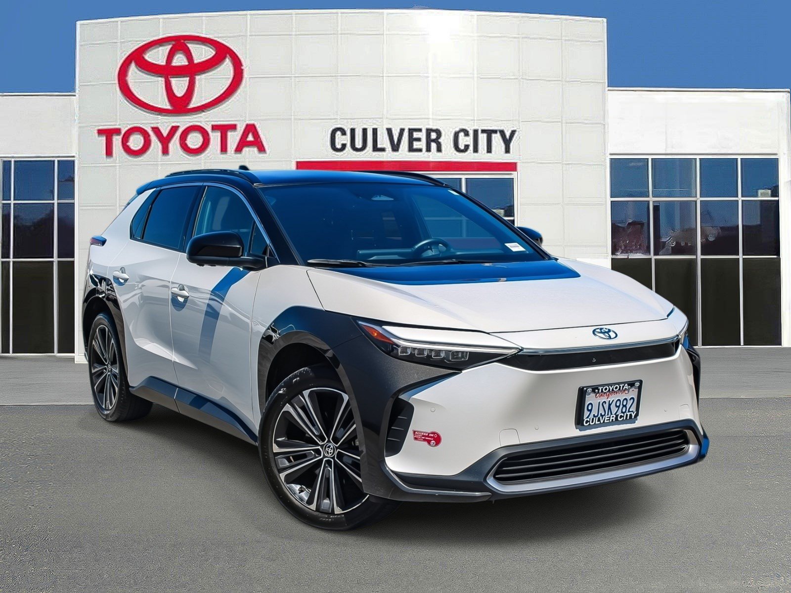 Certified 2023 Toyota bZ4X FWD w/ Weather Package image 1