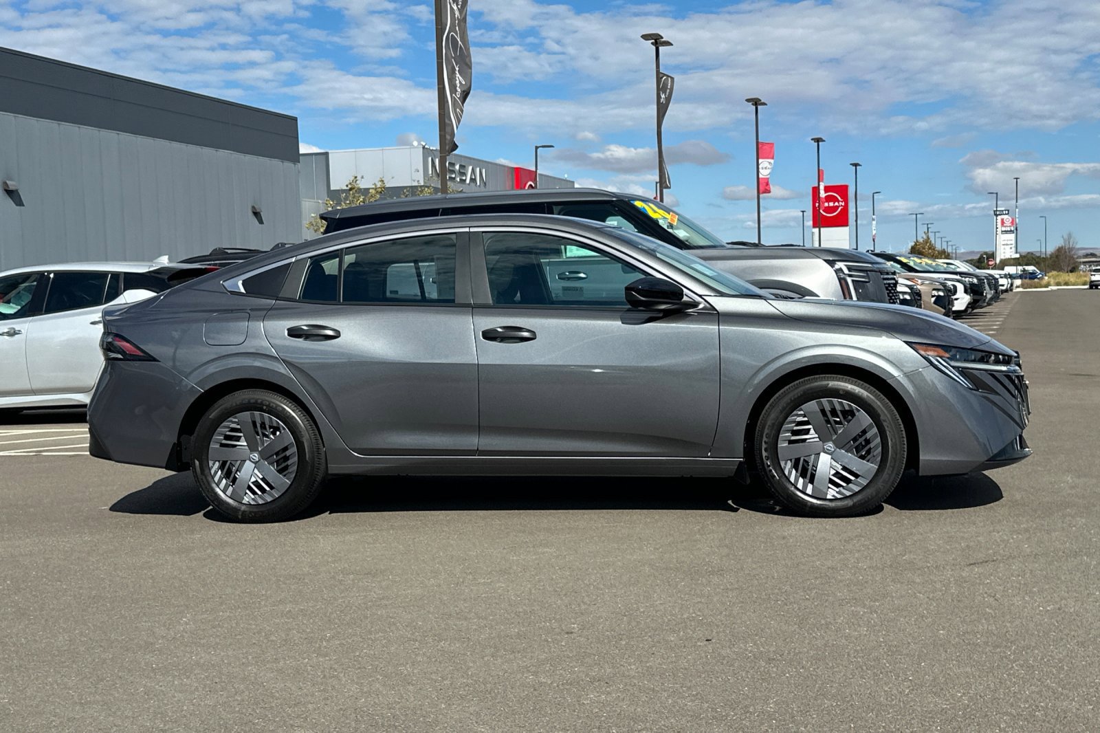 New 2027 Nissan Sentra S w/ Floor Mat Package FWD image 3