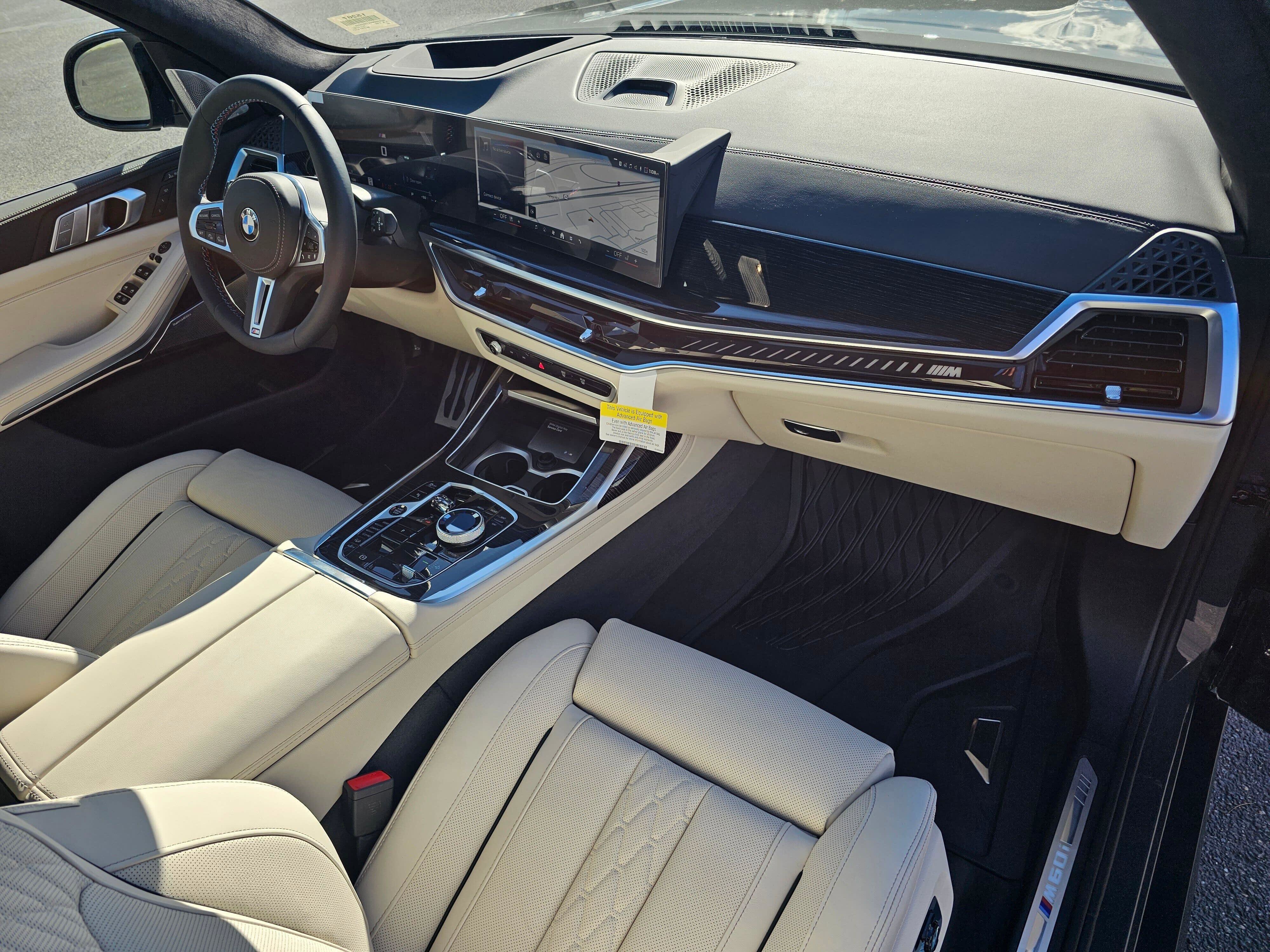 New 2026 BMW X7 M60i image 16