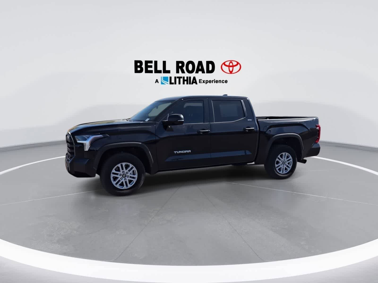 Used 2025 Toyota Tundra SR5 w/ SR5 Convenience Package AWD/4WD image 4