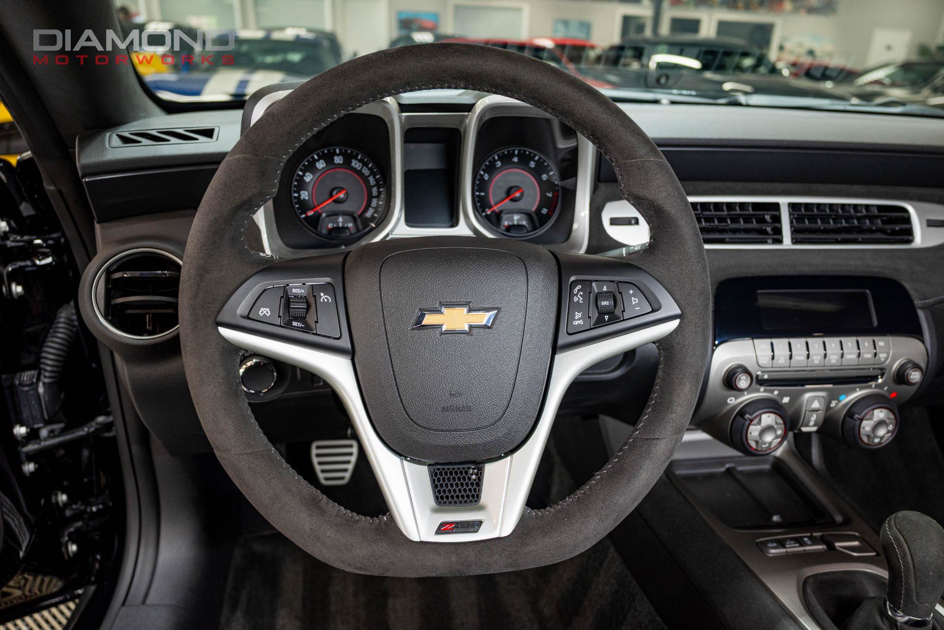 Used 2015 Chevrolet Camaro Z/28 RWD image 90