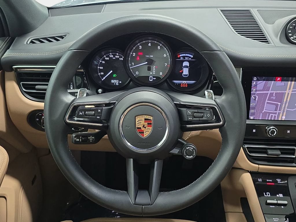 Certified 2025 Porsche Macan S w/ Premium Package Plus AWD/4WD image 13