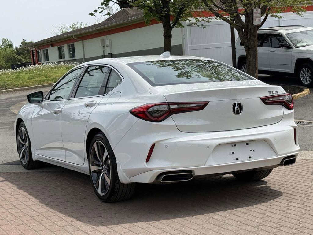 Used 2025 Acura TLX w/ Technology Package image 4
