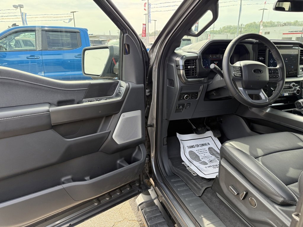 New 2025 Ford F150 Lariat w/ Equipment Group 502A High image 11