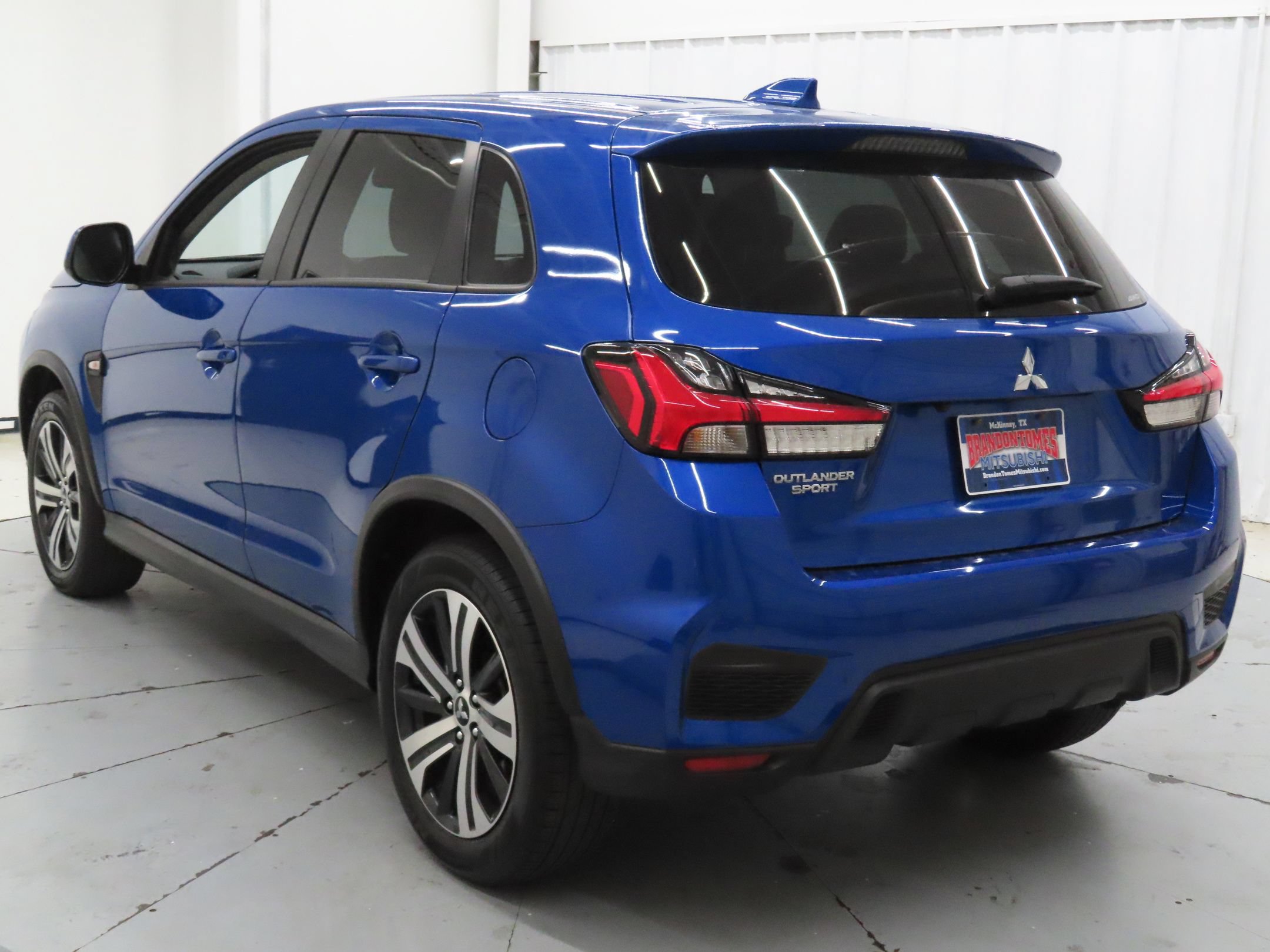 Used 2026 Mitsubishi Outlander Sport ES AWD/4WD image 6