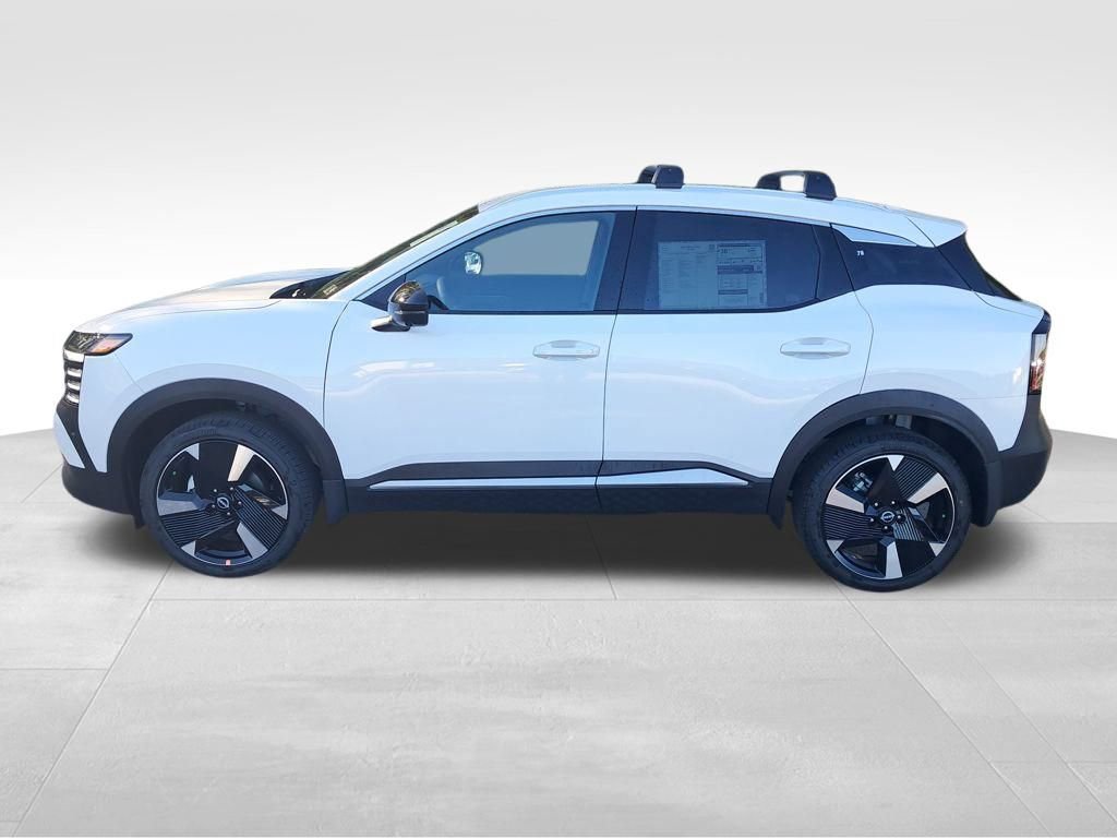 New 2026 Nissan Kicks SR w/ Cold Weather Package image 2