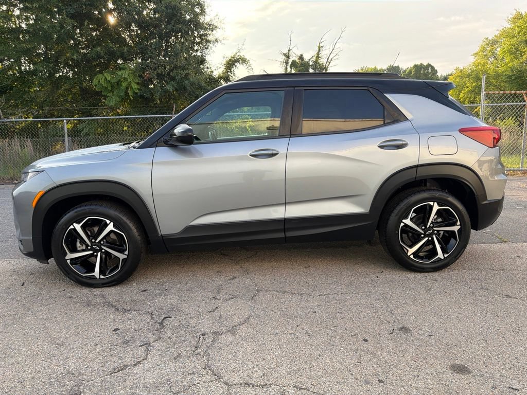 Used 2023 Chevrolet TrailBlazer RS w/ Convenience Package FWD image 5
