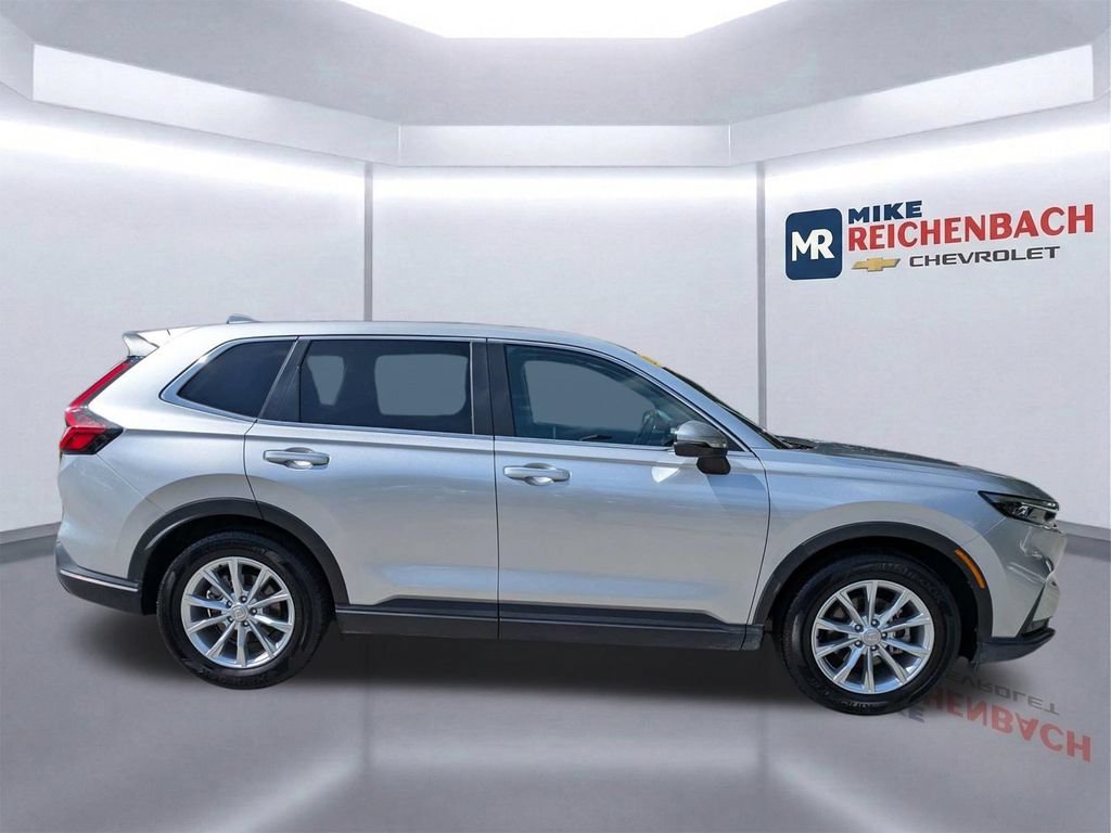 Used 2025 Honda CR-V EX-L image 3