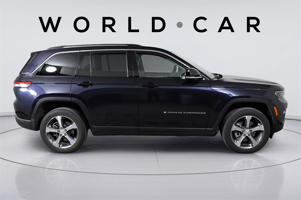 Used 2022 Jeep Grand Cherokee Limited 4xe image 8