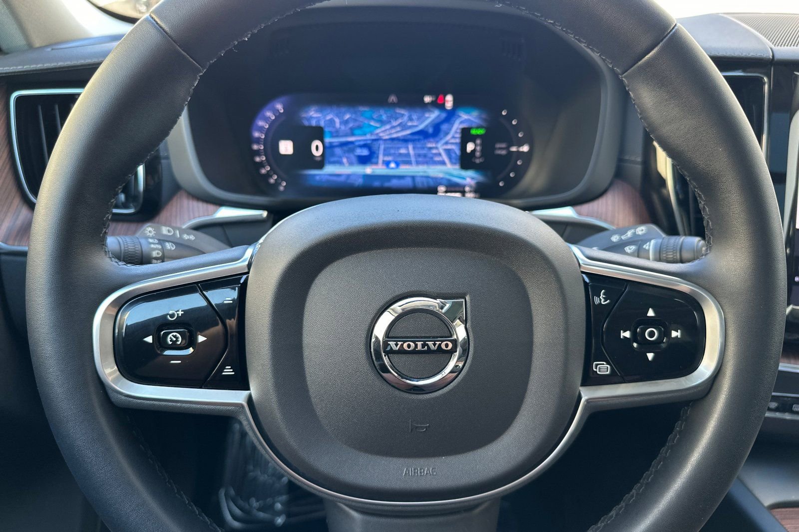 Certified 2023 Volvo XC60 T8 Ultimate AWD/4WD image 26