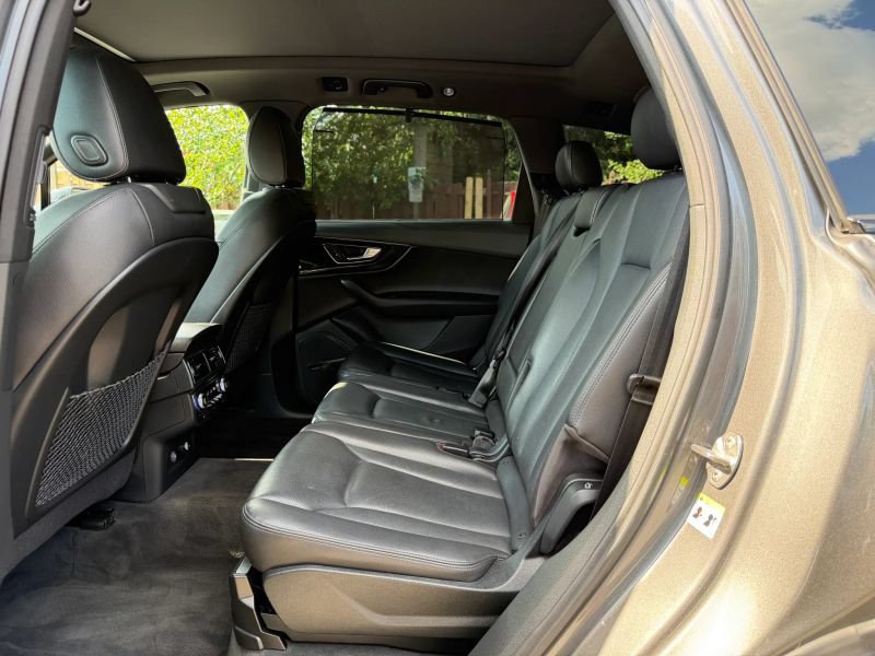 Used 2019 Audi Q7 3.0T Prestige AWD/4WD image 16